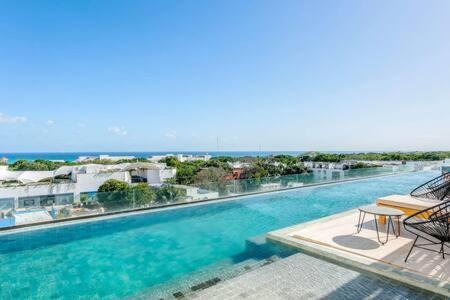 Oceanview Roof Pool With Speakeasy Cafe And Gym Parking Apartamento *